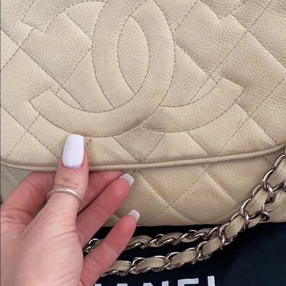 Chanel flap bag - Picture 2 of 8